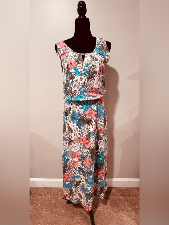 Talbots Dresses & Skirts - Talbots Pink Hawaiian Floral Keyhole Maxi Dress with Teal Accents, size Large